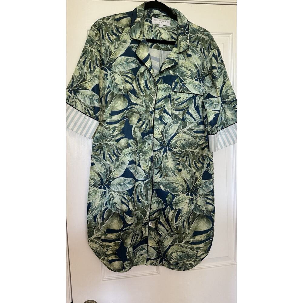 Bed to Brunch Women's Boyfriend Teopical Leaves Night Shirt Sleepwear Size S